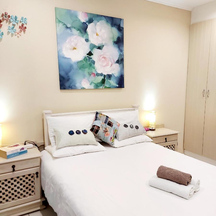 The Coelacanth Guest House And Beach Thyme Self Catering Kidd's Beach Exterior photo