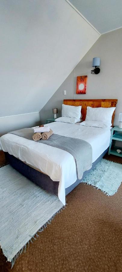 The Coelacanth Guest House And Beach Thyme Self Catering Kidd's Beach Exterior photo