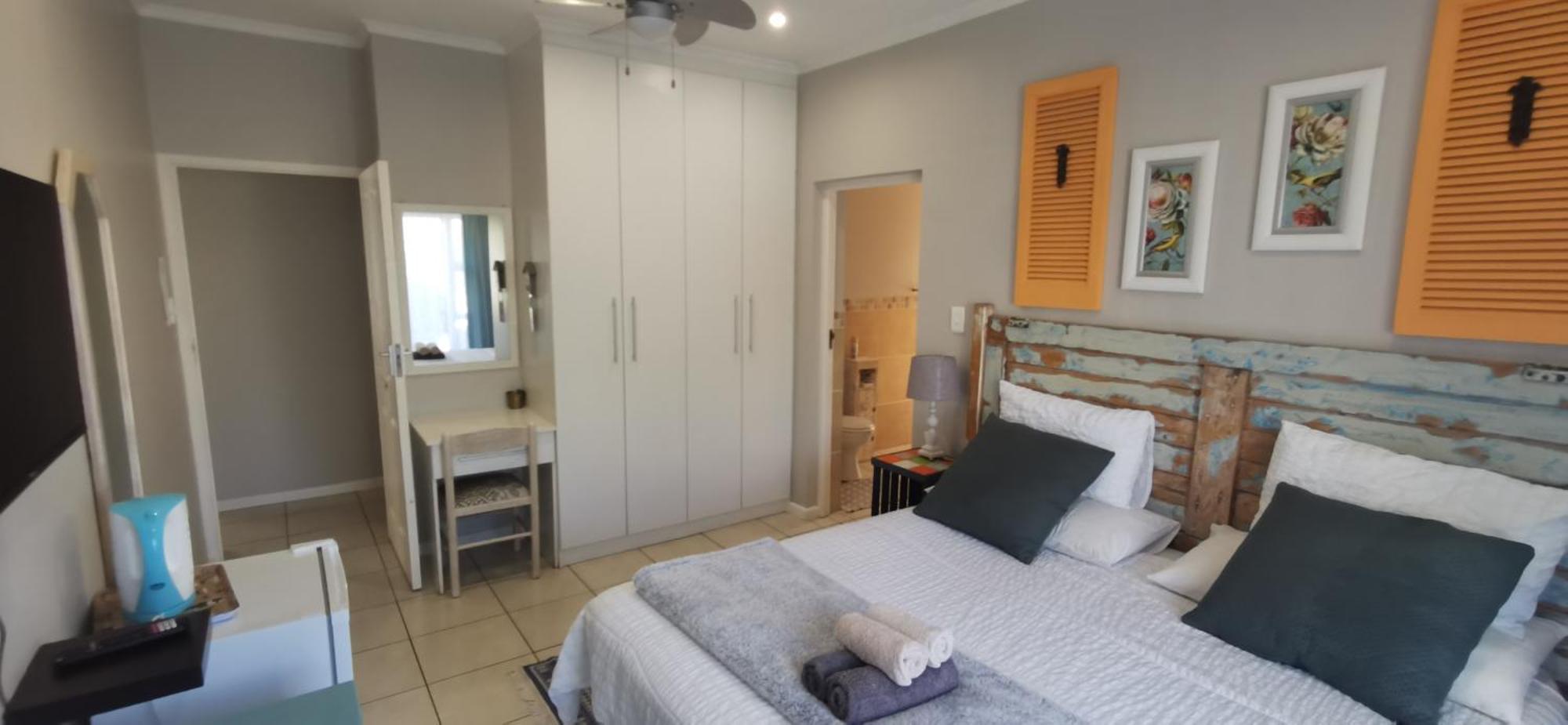 The Coelacanth Guest House And Beach Thyme Self Catering Kidd's Beach Exterior photo