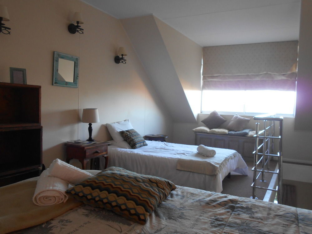 The Coelacanth Guest House And Beach Thyme Self Catering Kidd's Beach Exterior photo